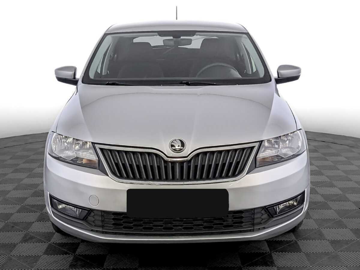 Skoda Rapid с пробегом — 2018 год. Фото: #1