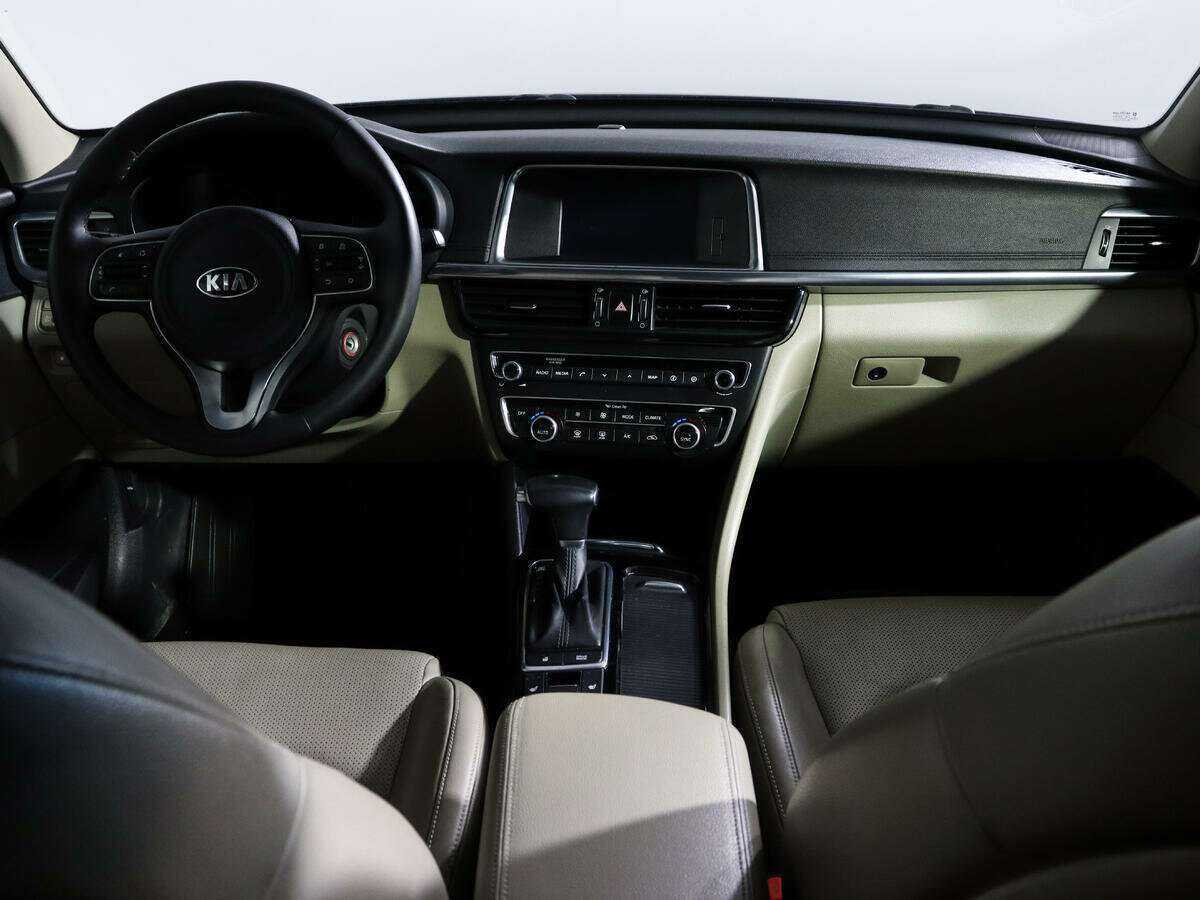 Kia Optima с пробегом — 2016 год. Фото: #9