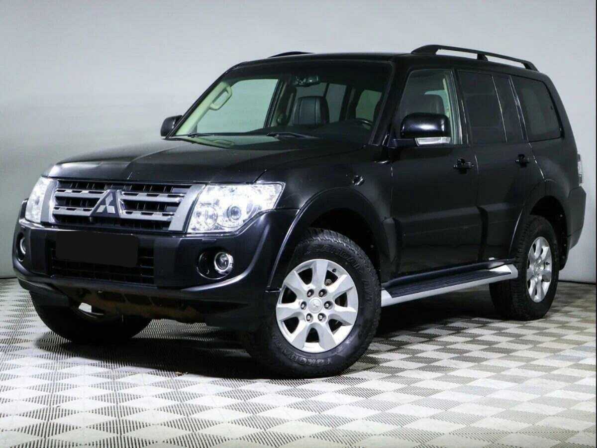Mitsubishi Pajero с пробегом — 2013 год. Посмотреть фото