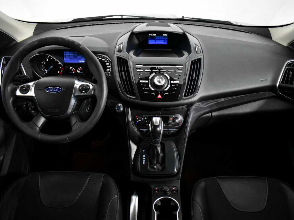 Ford Kuga с пробегом — 2013 год. Фото: #13