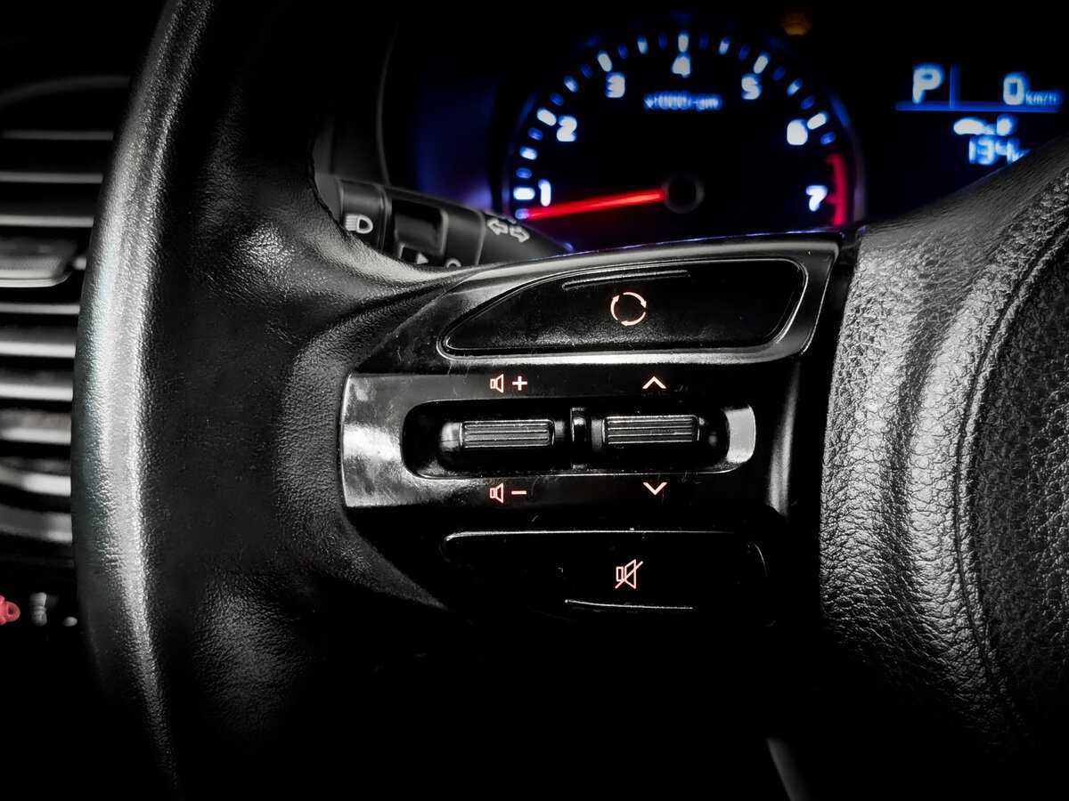 Kia Rio с пробегом — 2020 год. Фото: #25