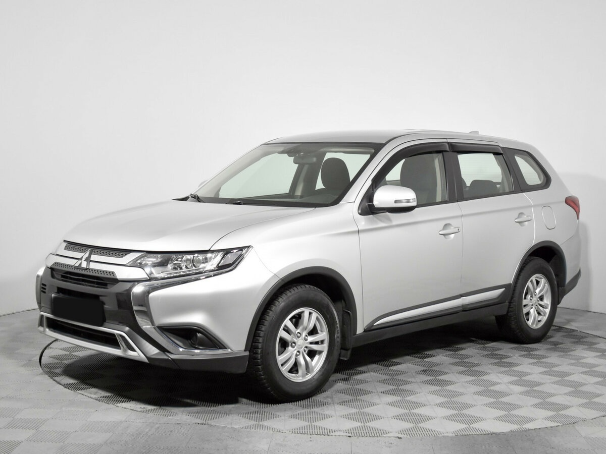 Mitsubishi Outlander с пробегом — 2018 год. Фото: #0