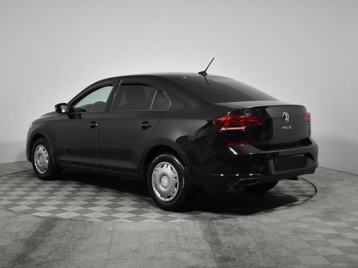 Volkswagen Polo с пробегом — 2021 год. Фото: #6
