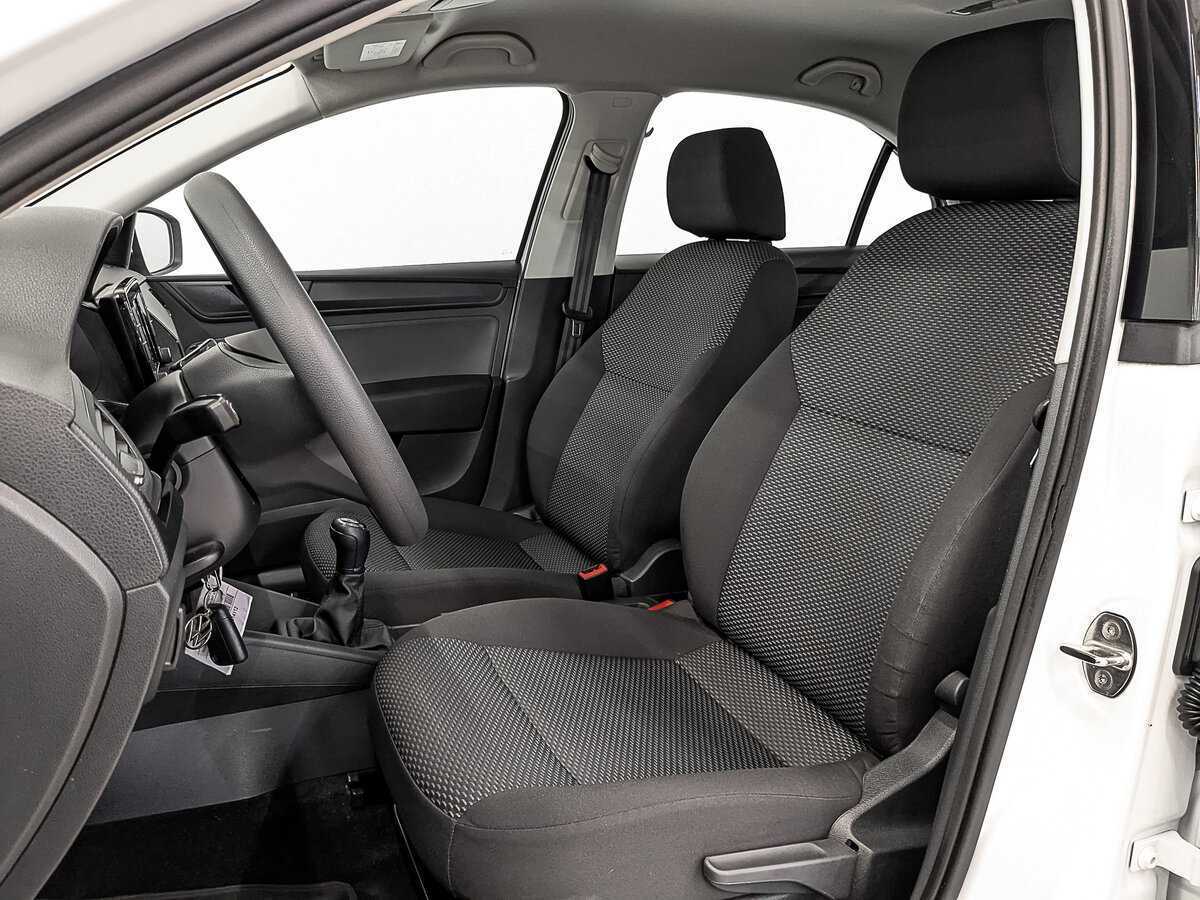 Volkswagen Polo с пробегом — 2020 год. Фото: #19