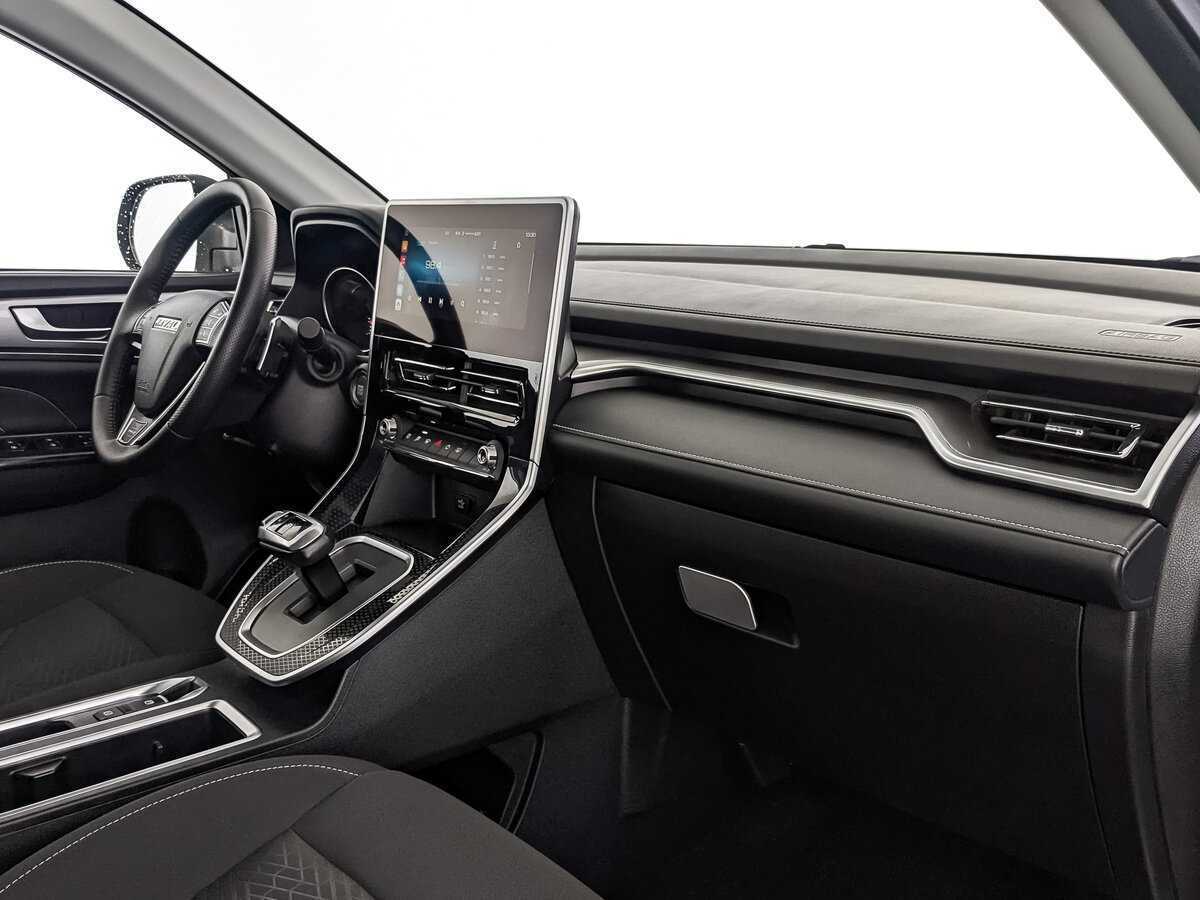 Haval M6 с пробегом — 2023 год. Фото: #12