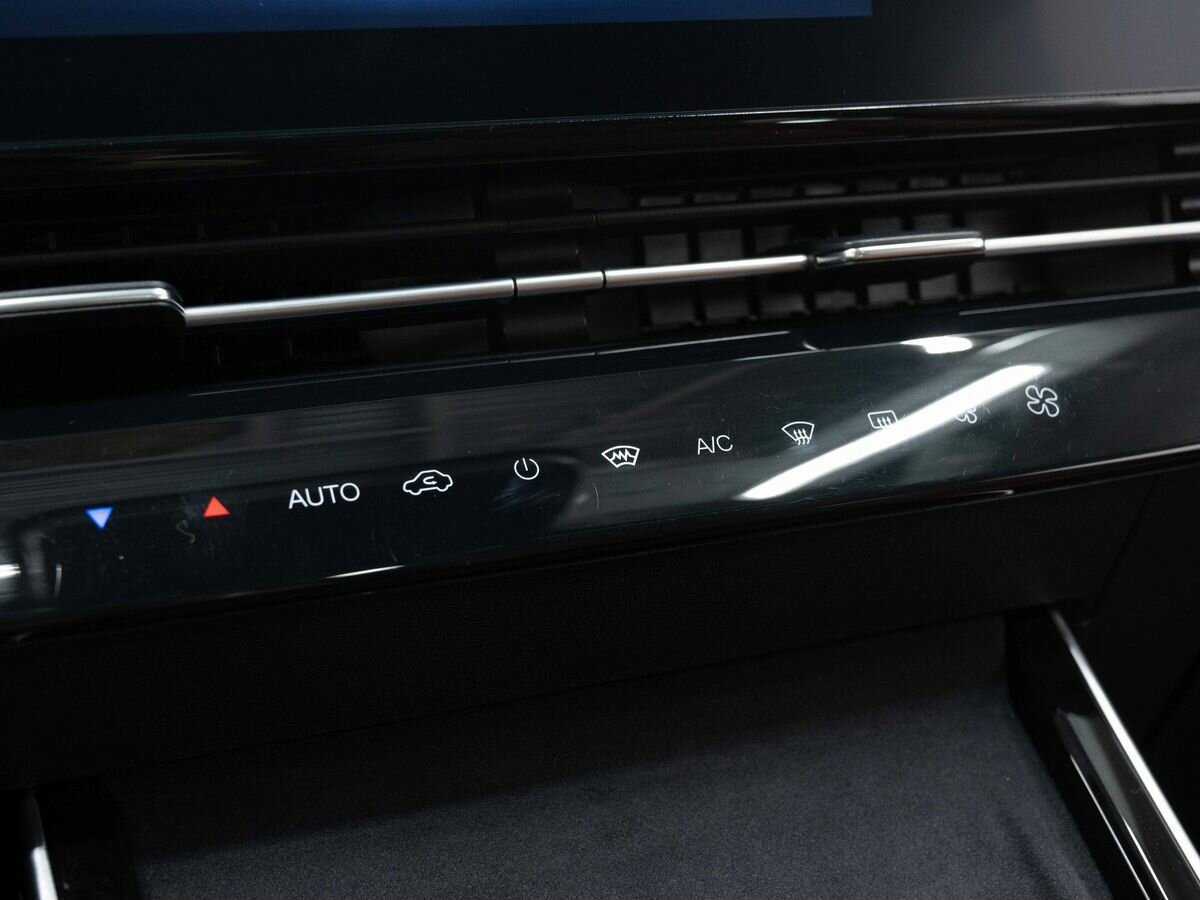 OMODA C5 с пробегом — 2023 год. Фото: #22