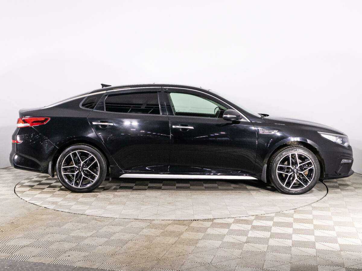 Kia Optima с пробегом — 2018 год. Фото: #3