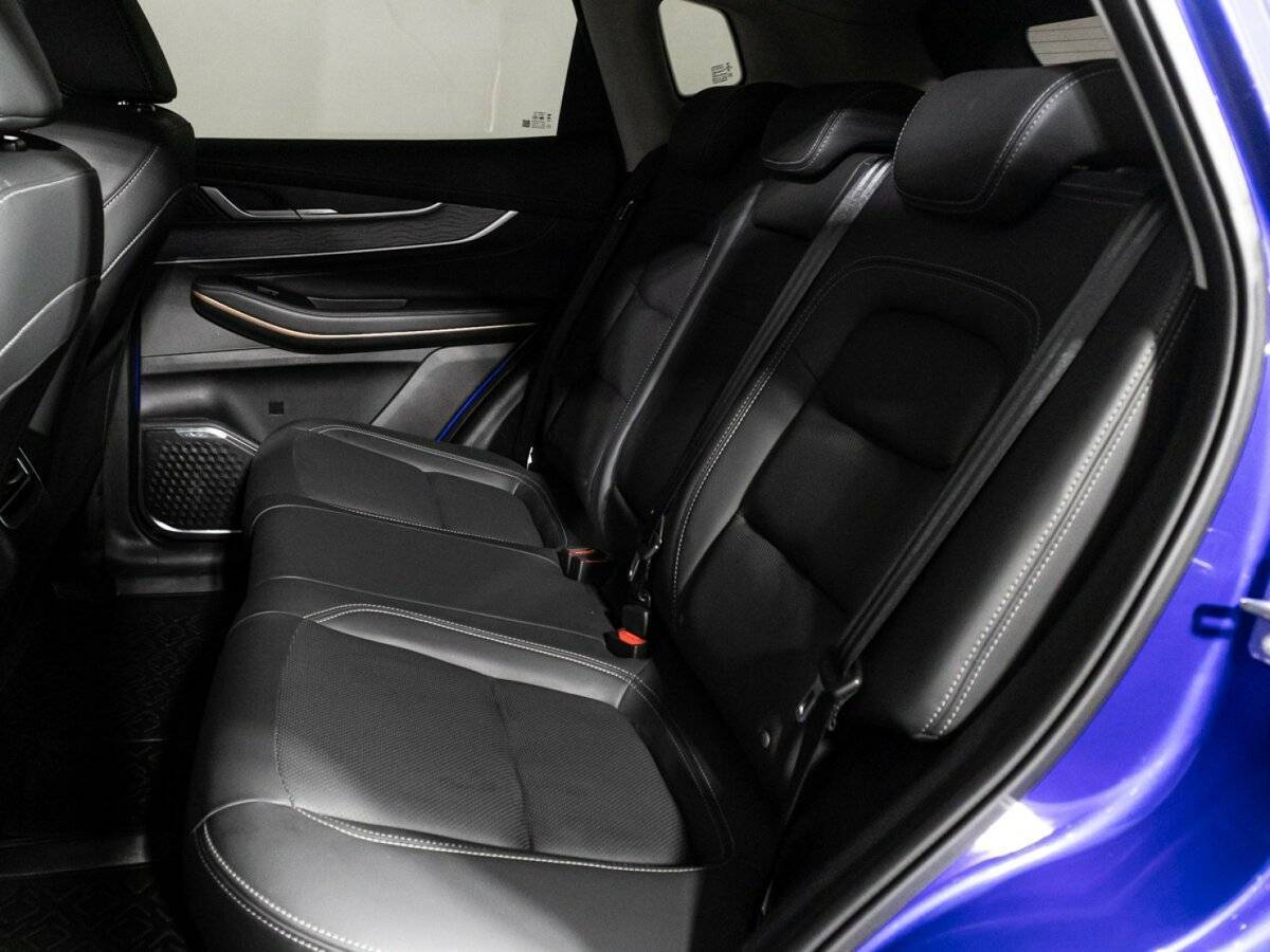 EXEED LX с пробегом — 2023 год. Фото: #9