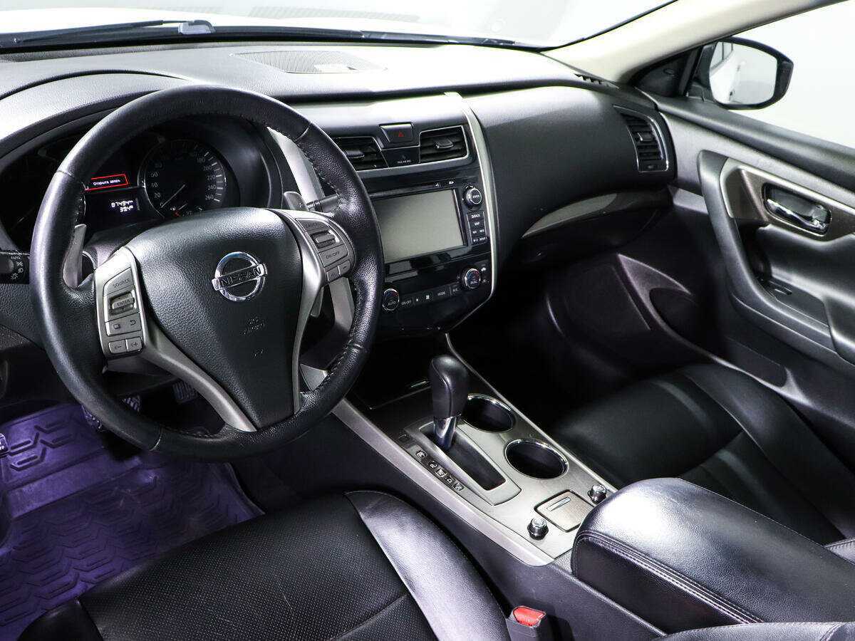 Nissan Teana с пробегом — 2014 год. Фото: #10