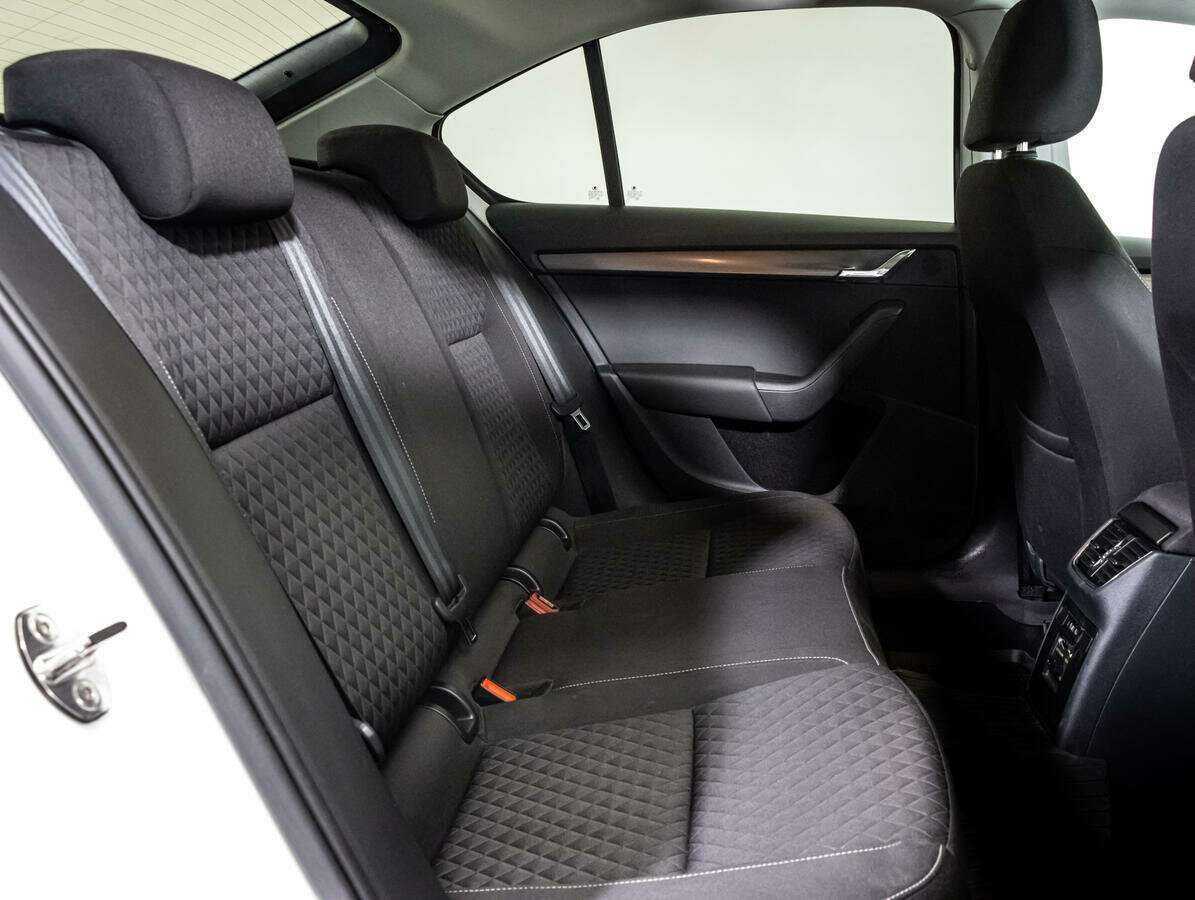 Skoda Octavia с пробегом — 2018 год. Фото: #9