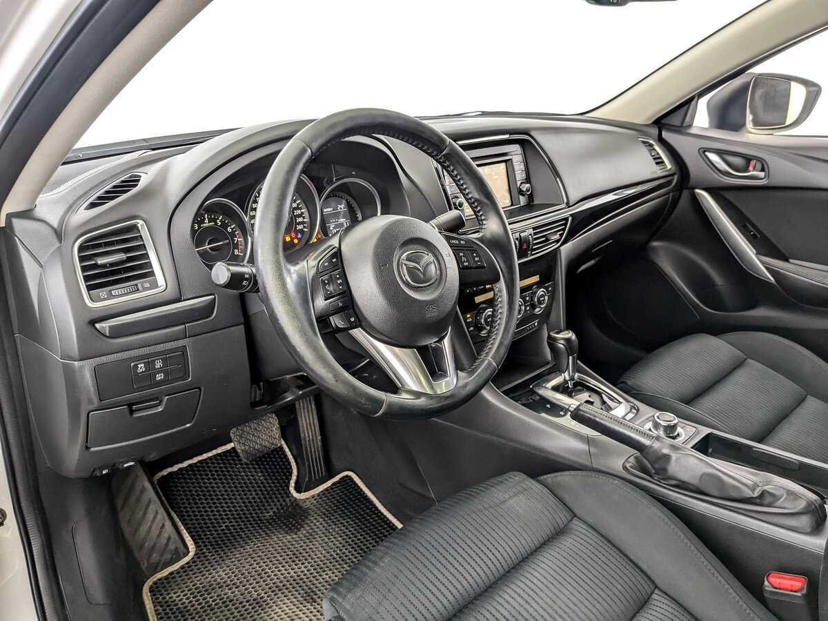 Mazda 6 с пробегом — 2014 год. Фото: #15