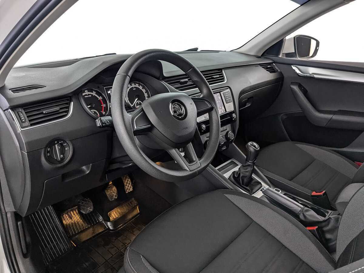 Skoda Octavia с пробегом — 2019 год. Фото: #10