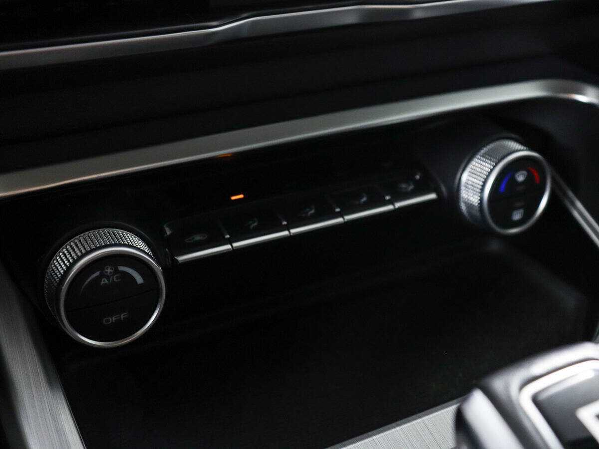 Geely Coolray с пробегом — 2021 год. Фото: #16