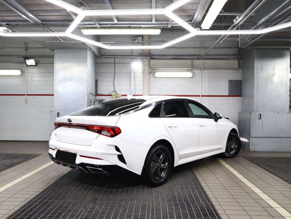 Kia K5 с пробегом — 2021 год. Фото: #1
