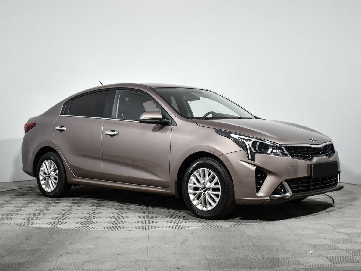 Kia Rio с пробегом — 2020 год. Фото: #2