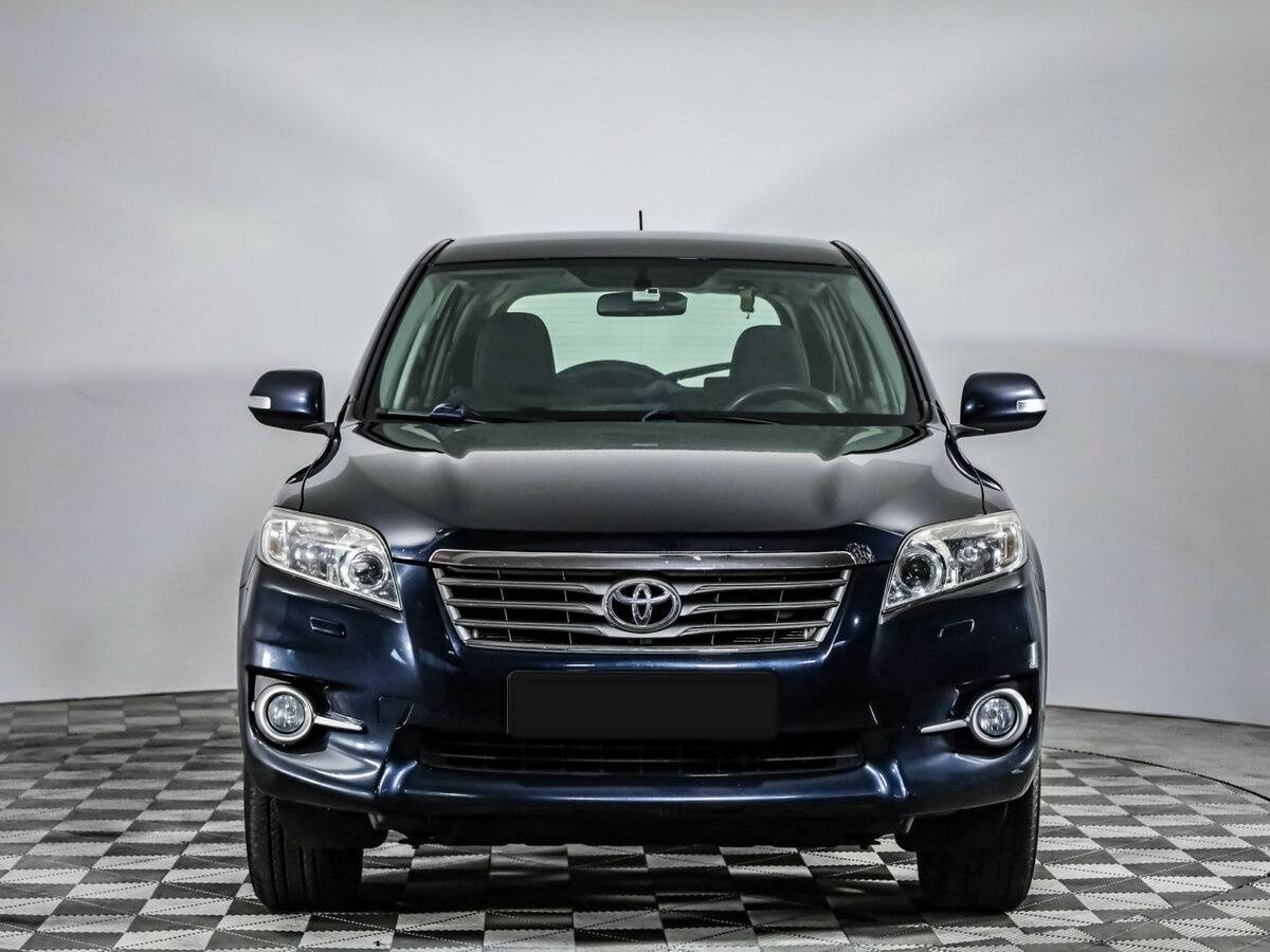 Toyota RAV4 с пробегом — 2012 год. Фото: #1
