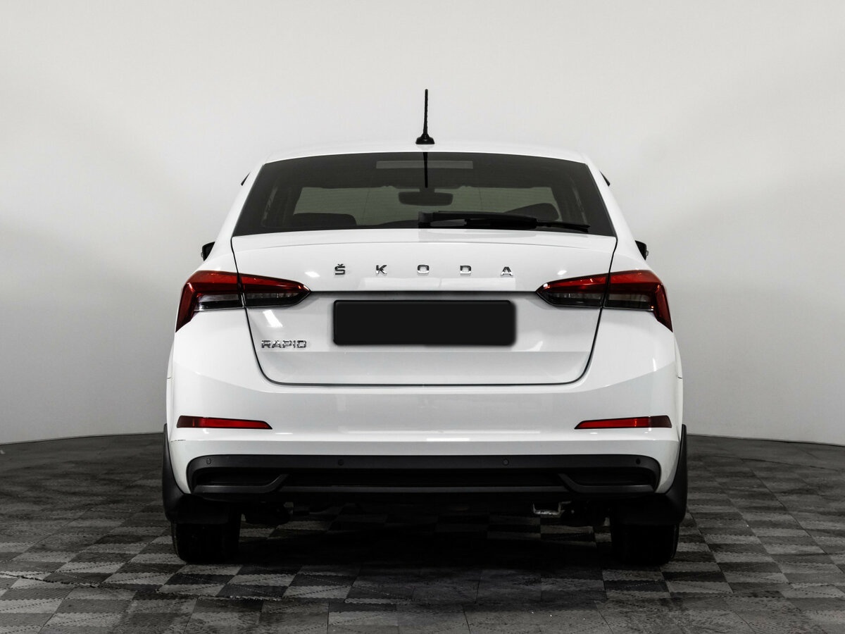 Skoda Rapid с пробегом — 2020 год. Фото: #4