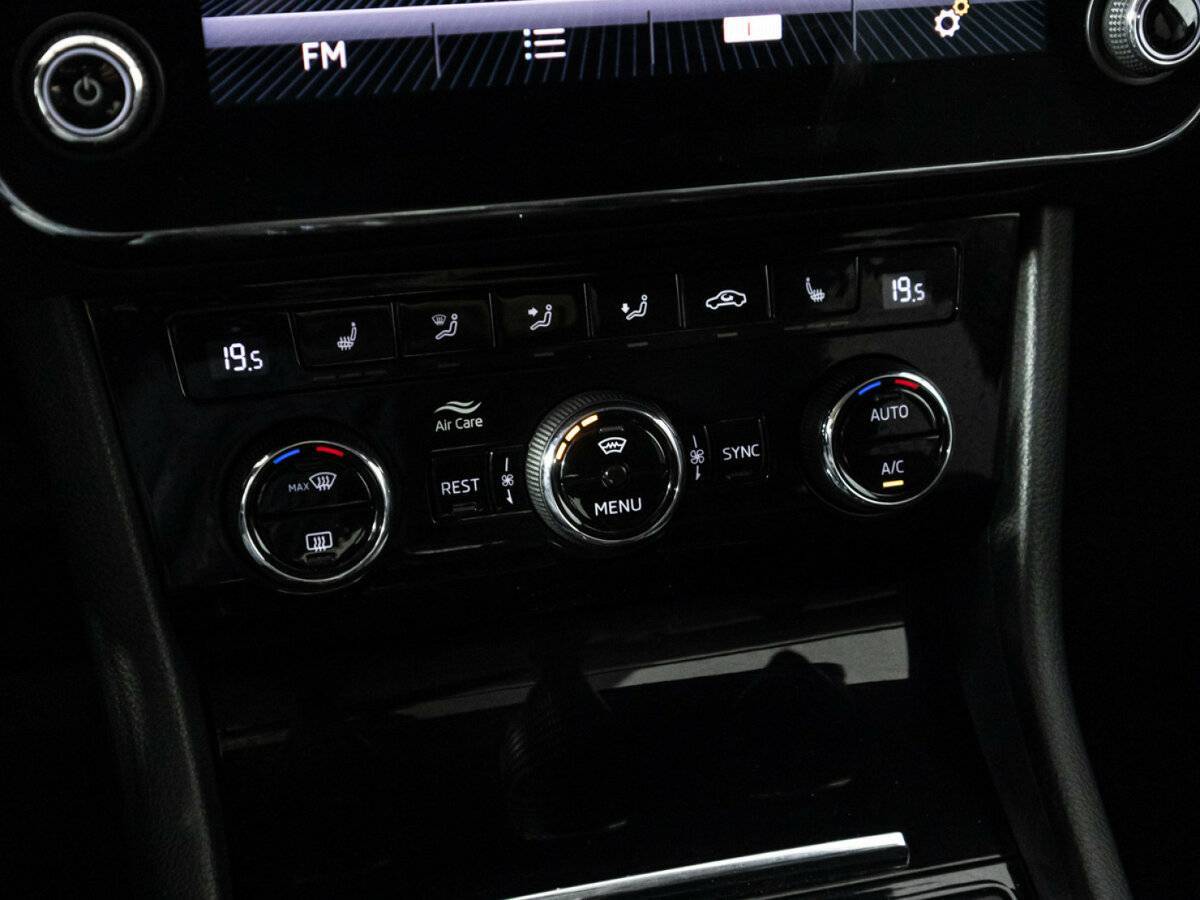 Skoda Superb с пробегом — 2018 год. Фото: #19