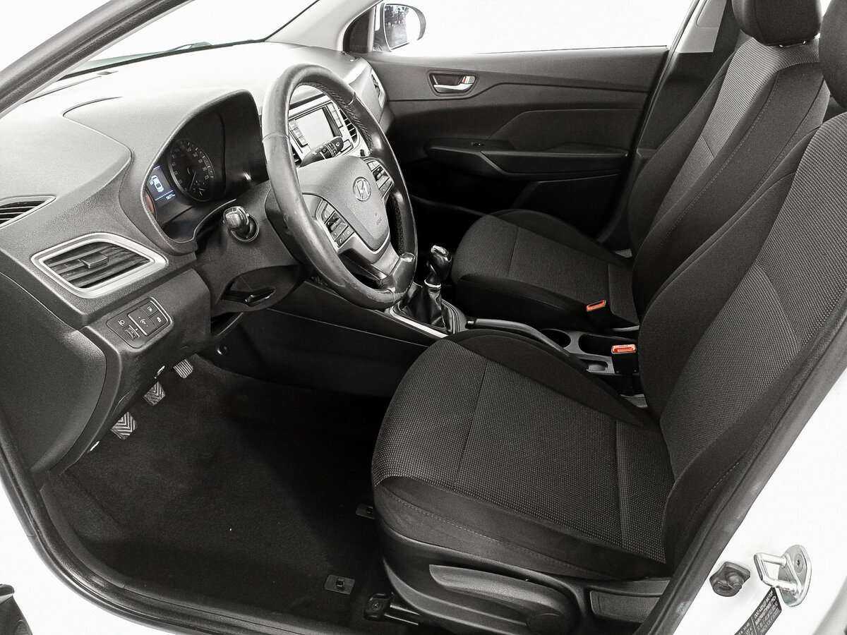 Hyundai Solaris с пробегом — 2019 год. Фото: #13