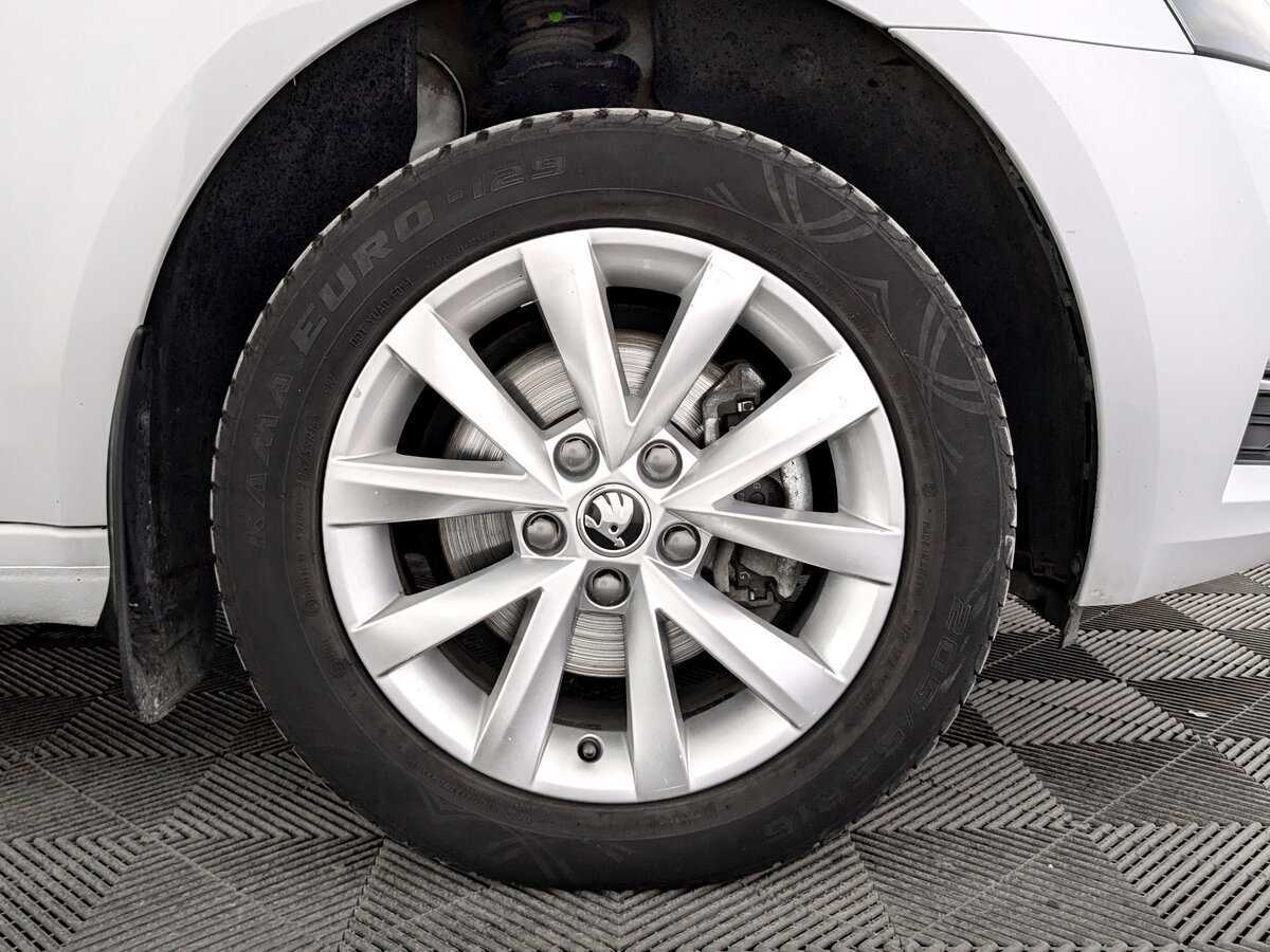 Skoda Octavia с пробегом — 2019 год. Фото: #16