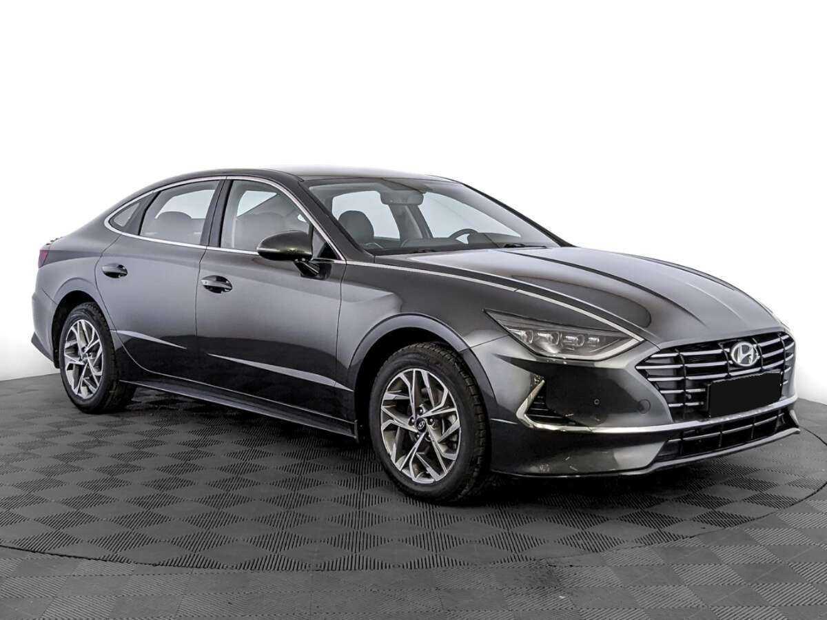 Hyundai Sonata с пробегом — 2021 год. Фото: #2