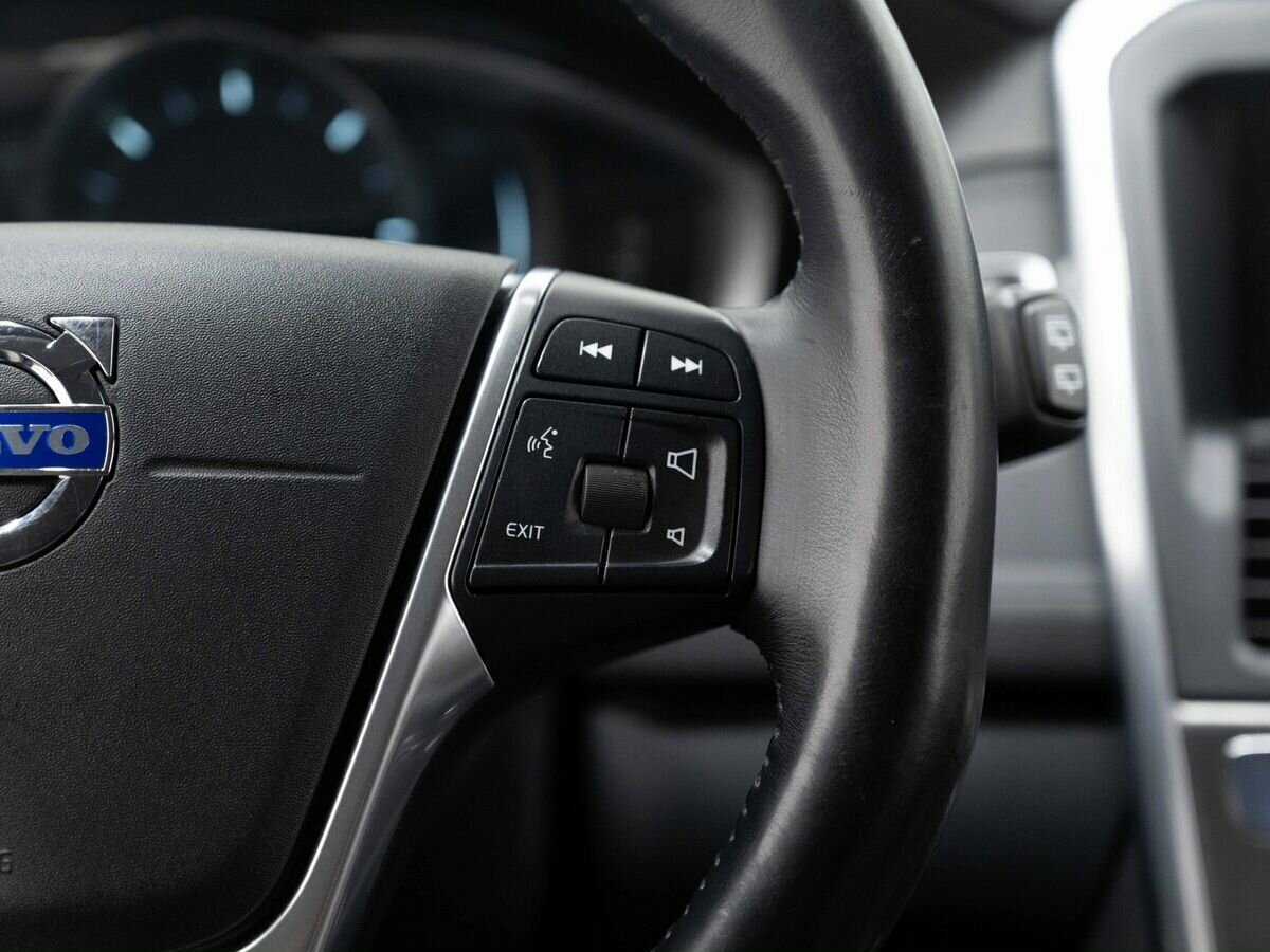 Volvo XC60 с пробегом — 2014 год. Фото: #15