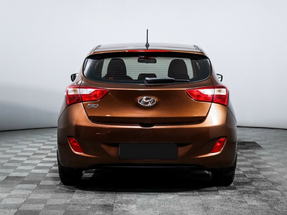 Hyundai i30 с пробегом — 2012 год. Фото: #4