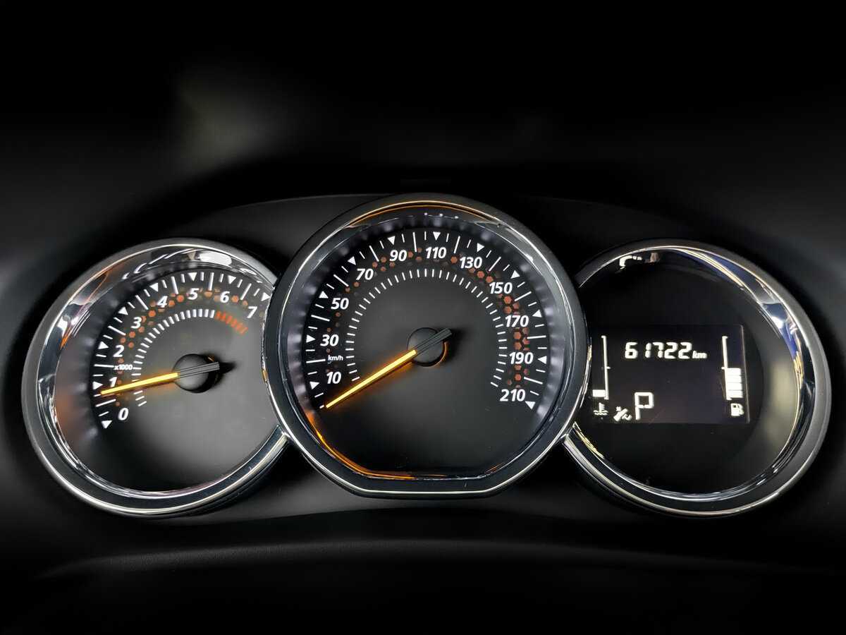 Renault Sandero с пробегом — 2021 год. Фото: #10