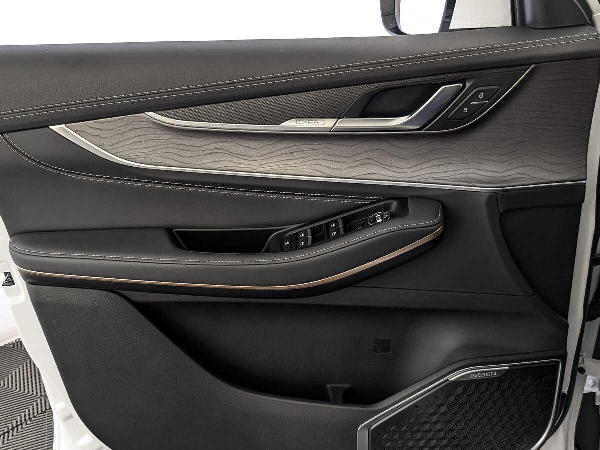 EXEED LX с пробегом — 2022 год. Фото: #15