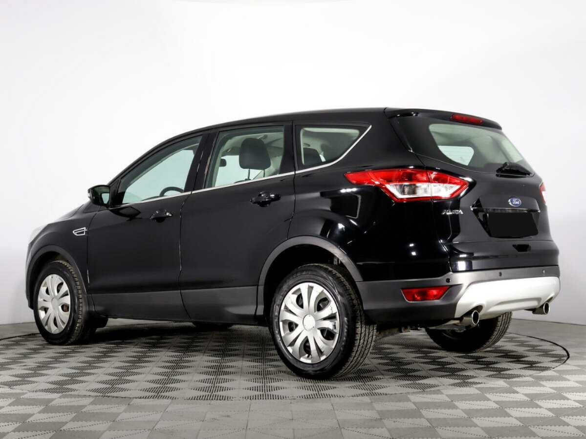 Ford Kuga с пробегом — 2015 год. Фото: #5