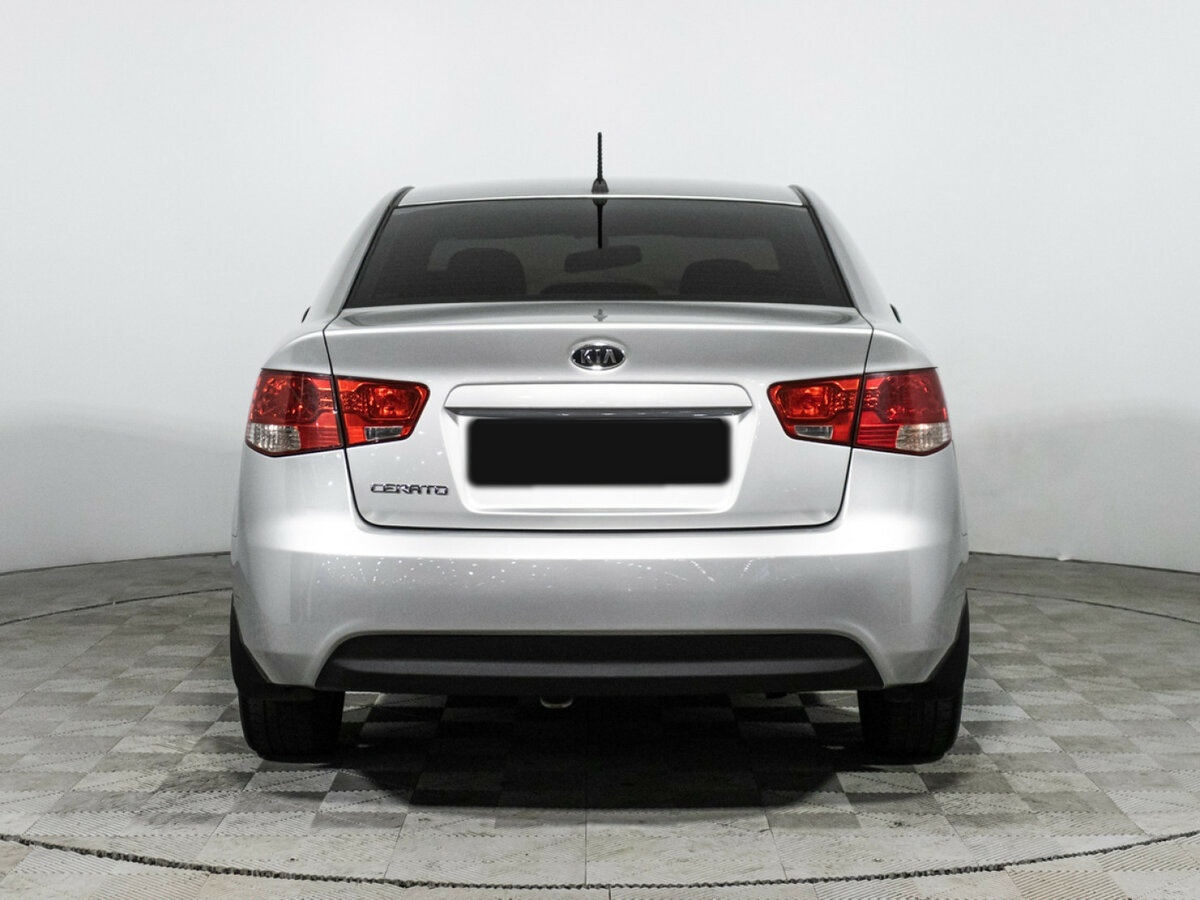Kia Cerato с пробегом — 2012 год. Фото: #5