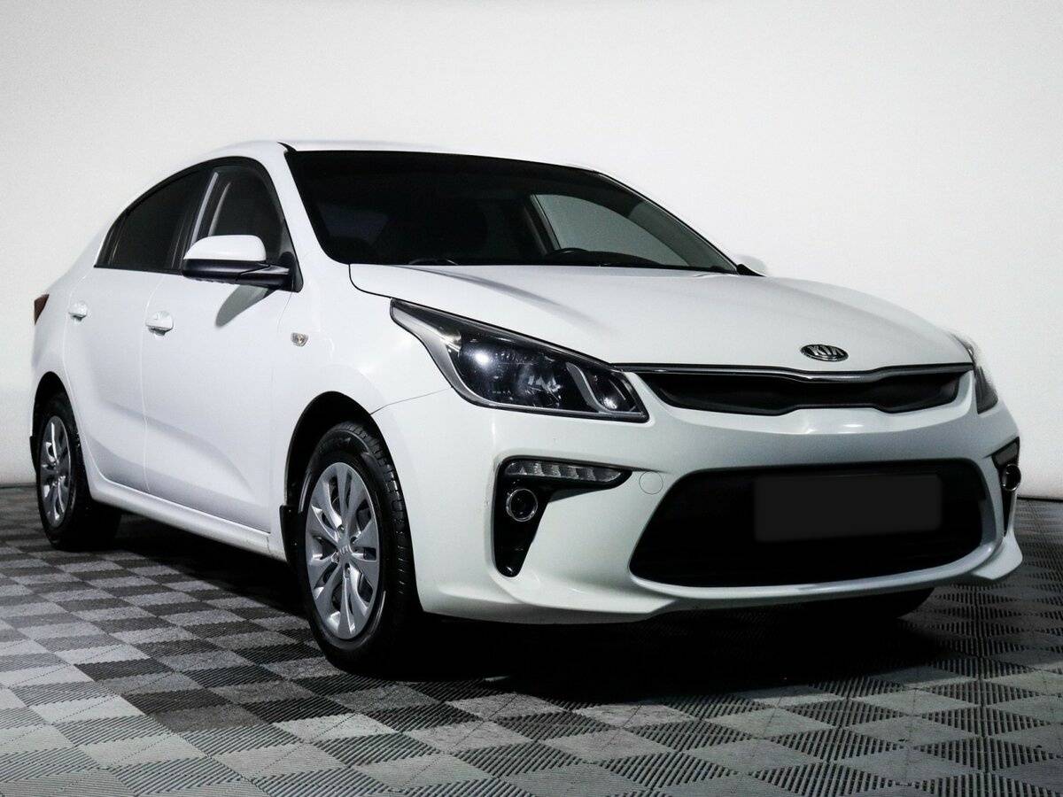 Kia Rio с пробегом — 2017 год. Фото: #2