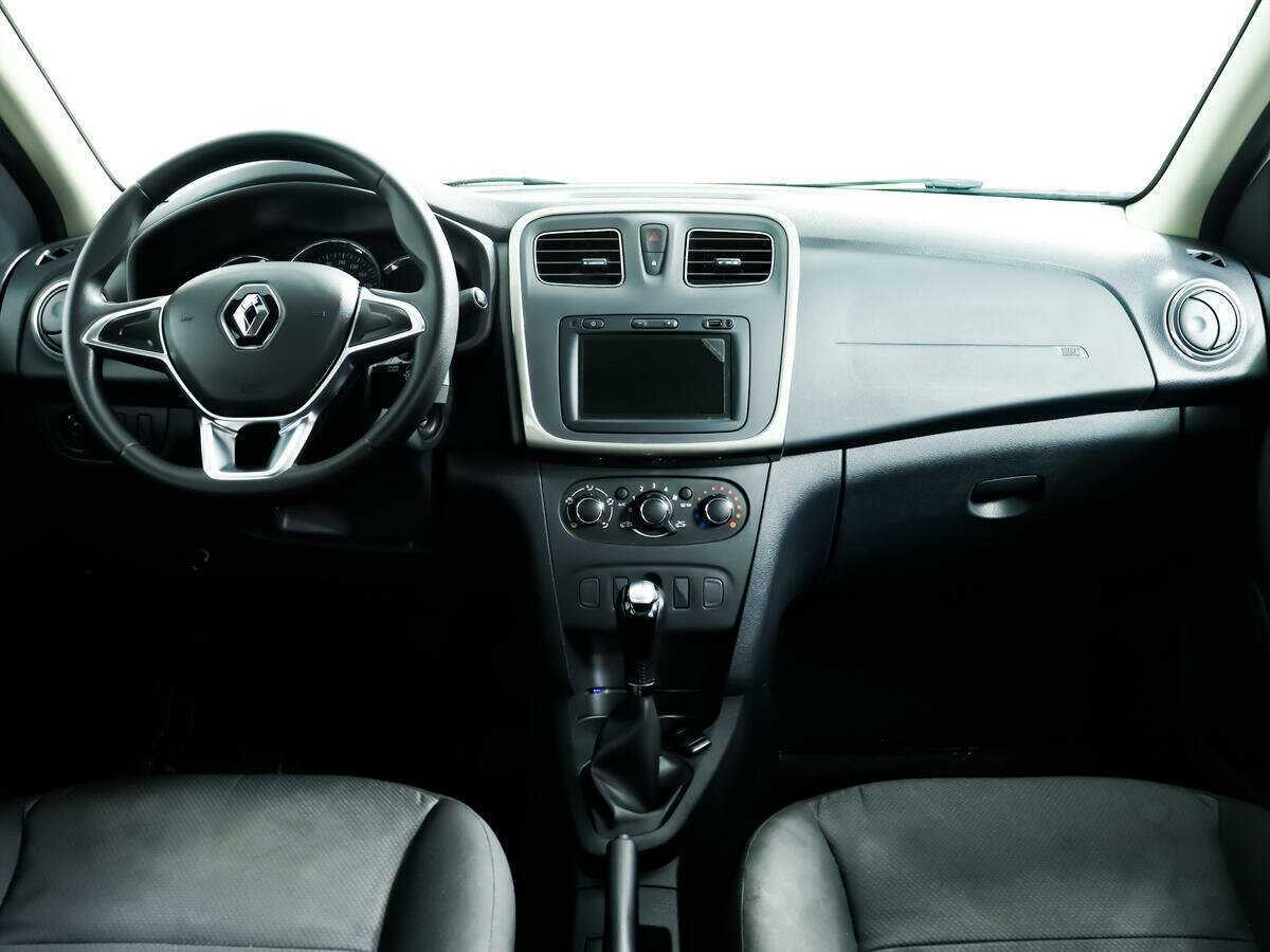 Renault Logan с пробегом — 2019 год. Фото: #10