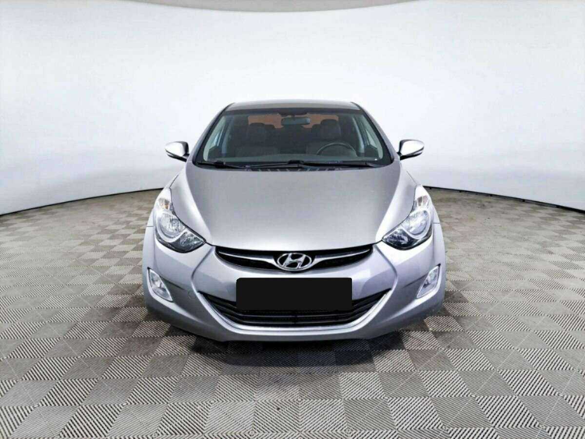 Hyundai Elantra с пробегом — 2013 год. Фото: #1