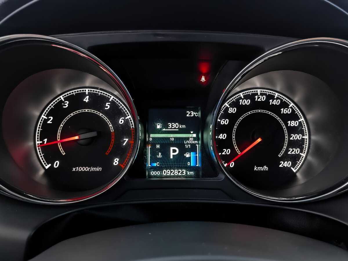 Mitsubishi ASX с пробегом — 2014 год. Фото: #10