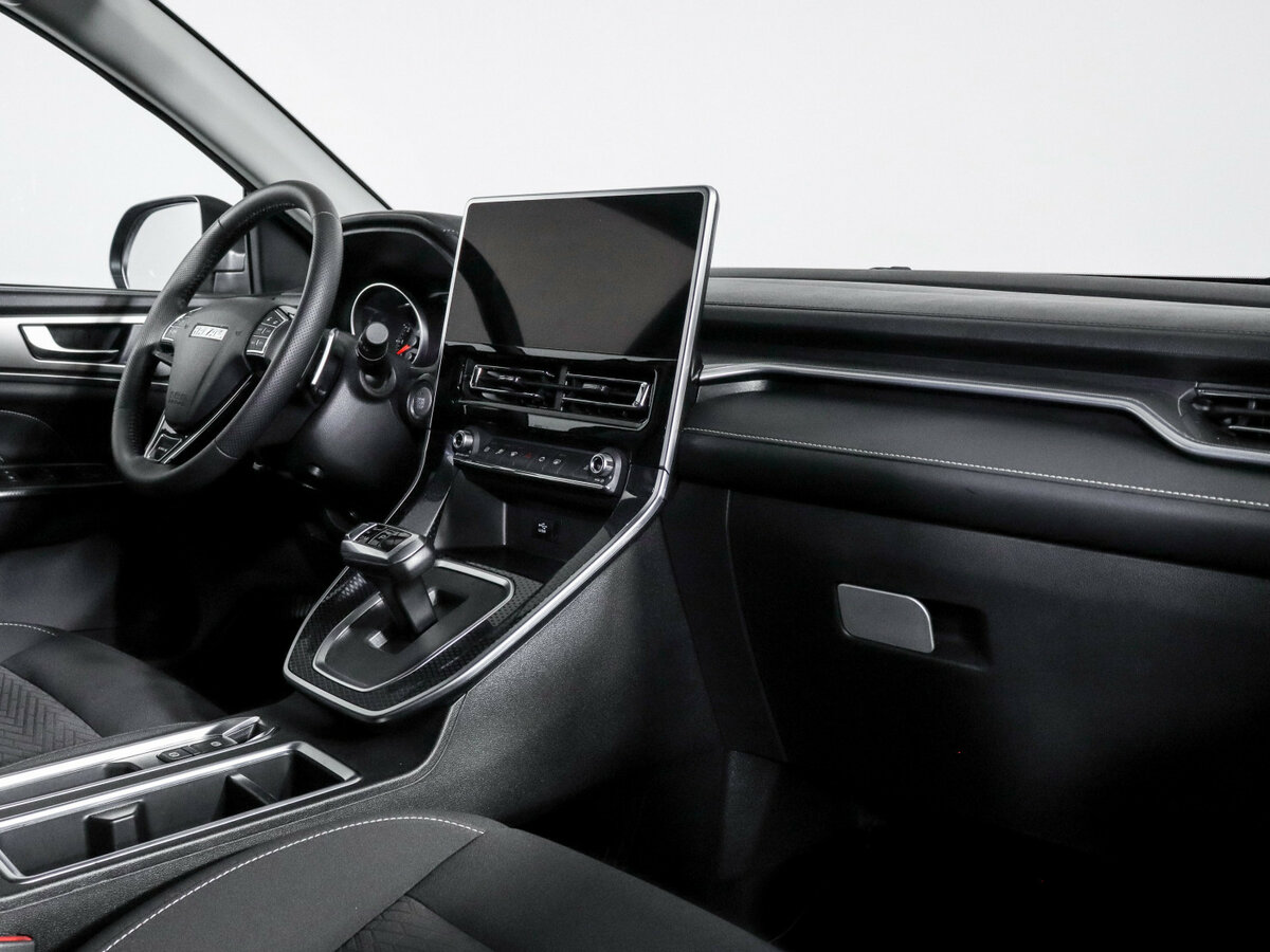 Haval M6 с пробегом — 2023 год. Фото: #6