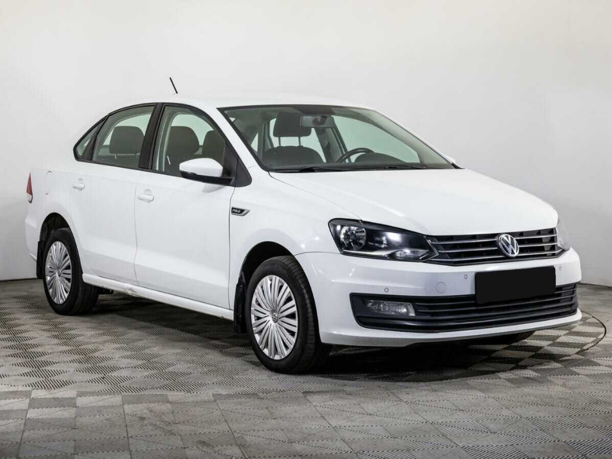 Volkswagen Polo с пробегом — 2018 год. Фото: #2