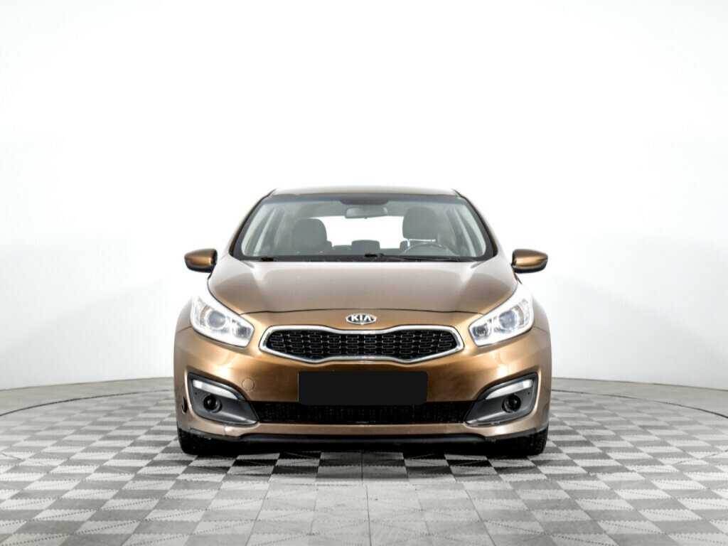 Kia Ceed с пробегом — 2017 год. Фото: #1
