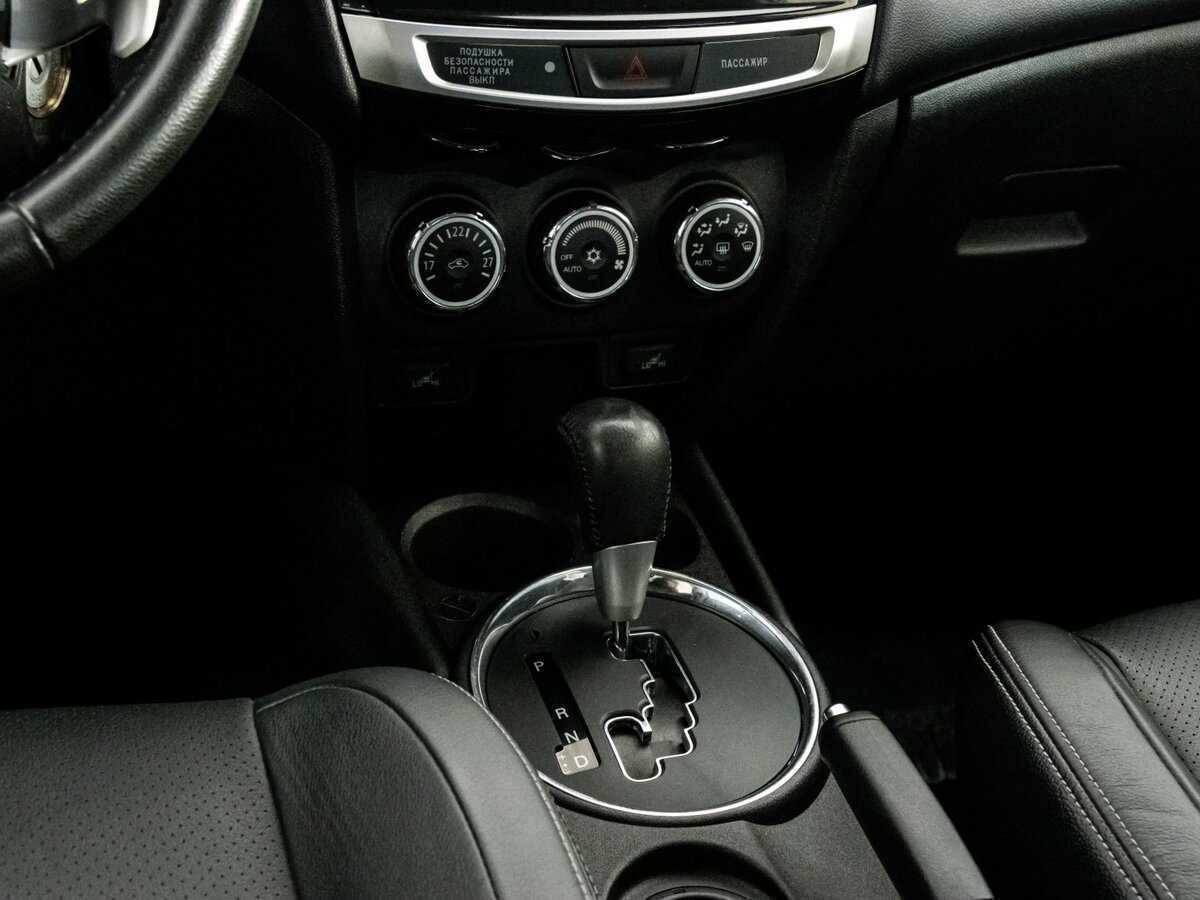 Mitsubishi ASX с пробегом — 2015 год. Фото: #12