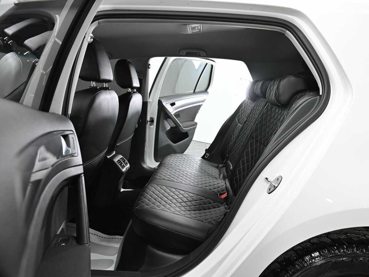 Volkswagen Golf с пробегом — 2013 год. Фото: #15