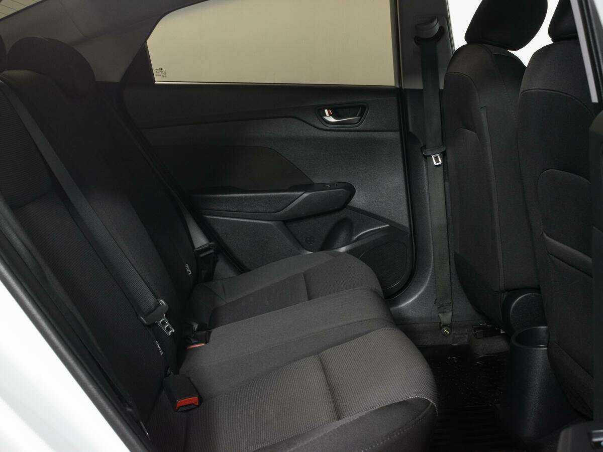 Hyundai Solaris с пробегом — 2018 год. Фото: #8