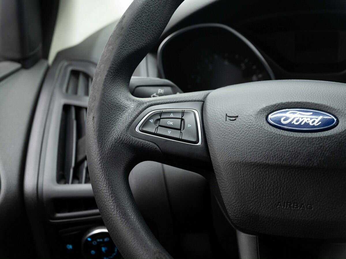 Ford Focus с пробегом — 2016 год. Фото: #14