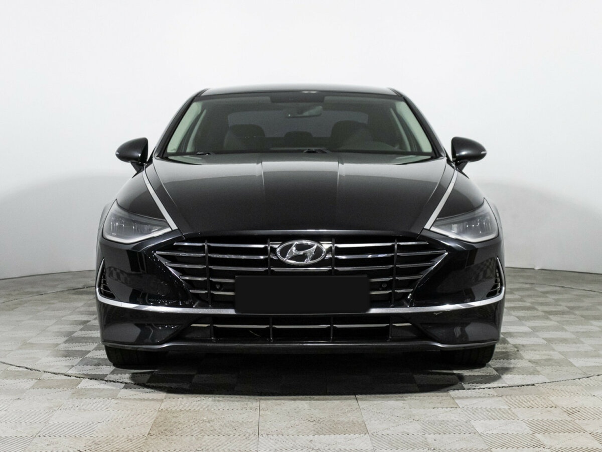 Hyundai Sonata с пробегом — 2020 год. Фото: #1
