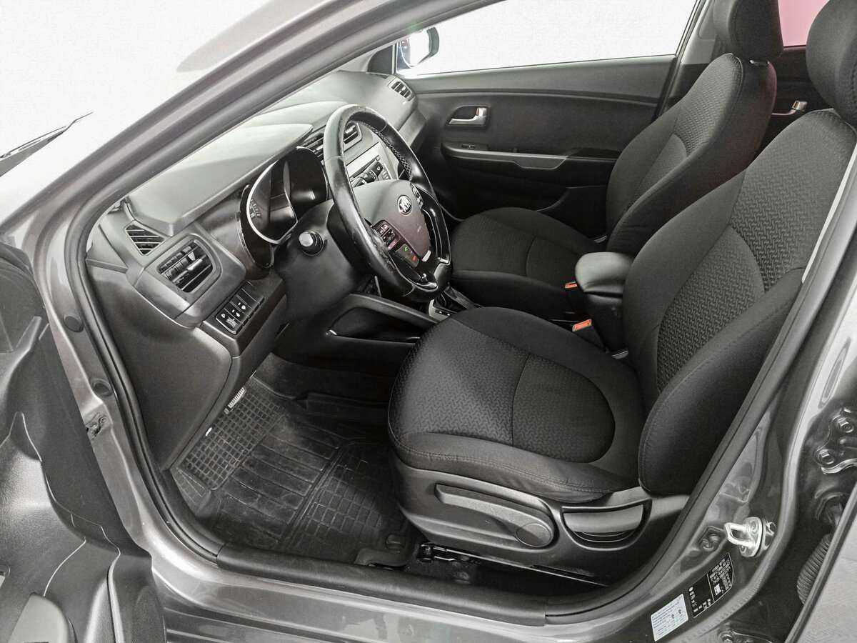 Kia Rio с пробегом — 2015 год. Фото: #13