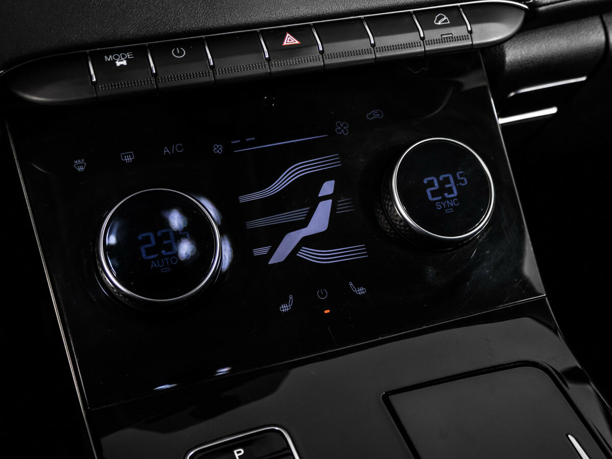 EXEED LX с пробегом — 2023 год. Фото: #17