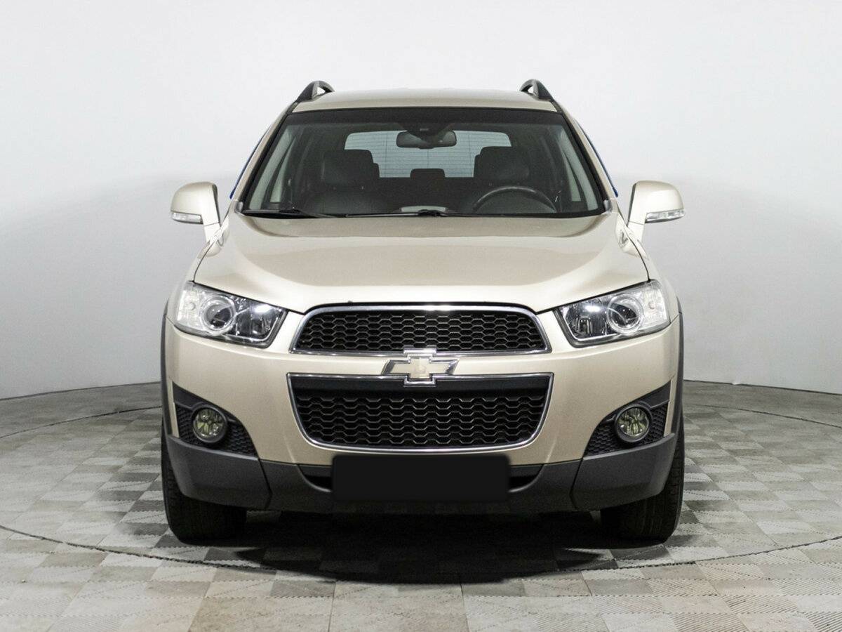 Chevrolet Captiva с пробегом — 2012 год. Фото: #1