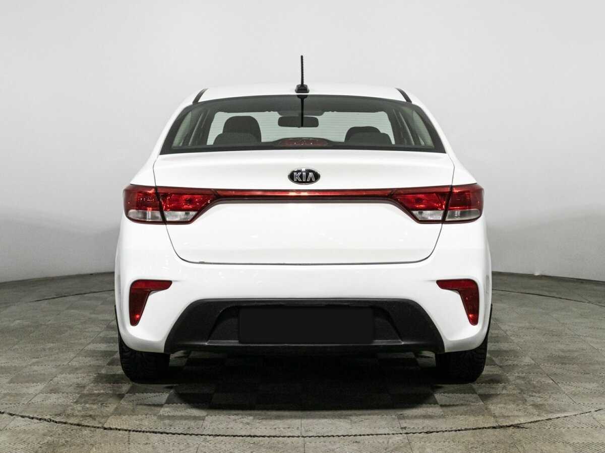 Kia Rio с пробегом — 2018 год. Фото: #5