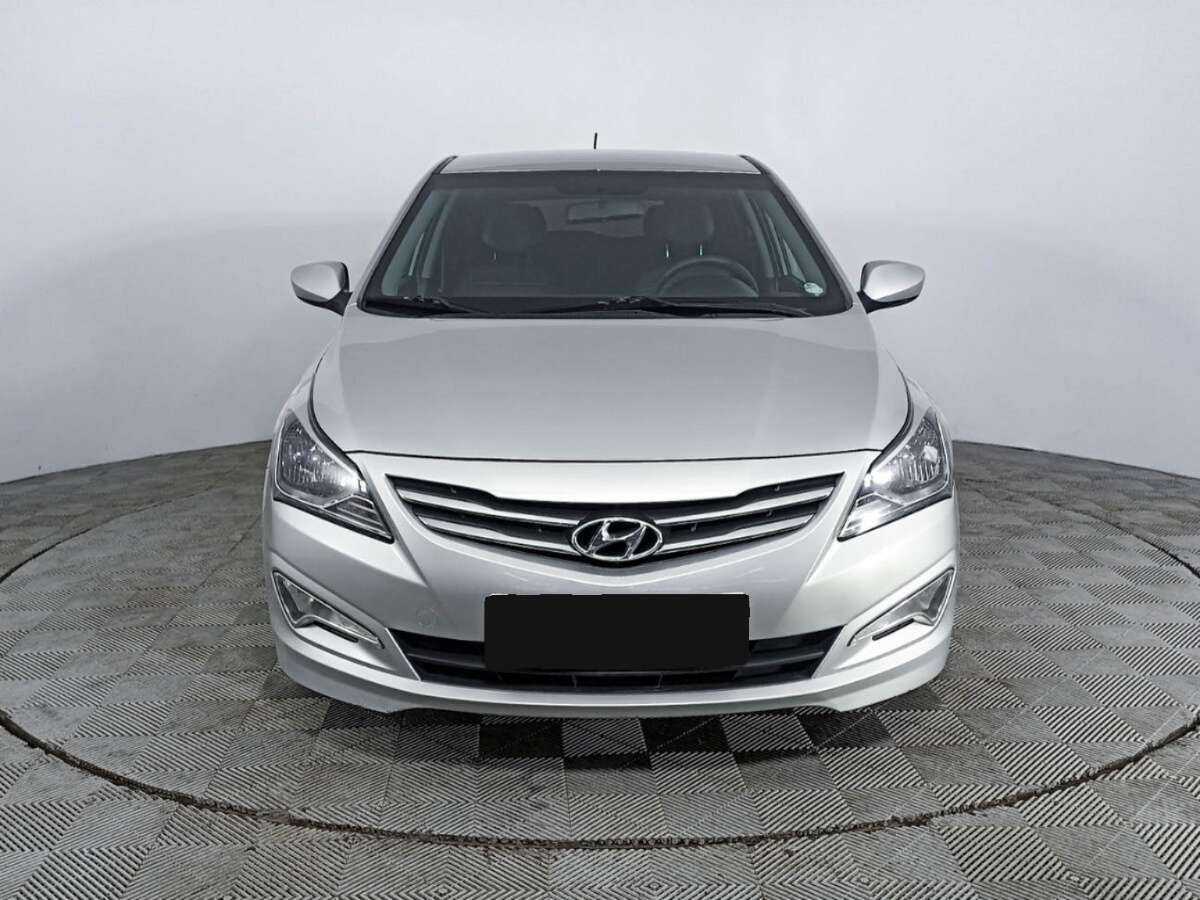 Hyundai Solaris с пробегом — 2016 год. Фото: #1
