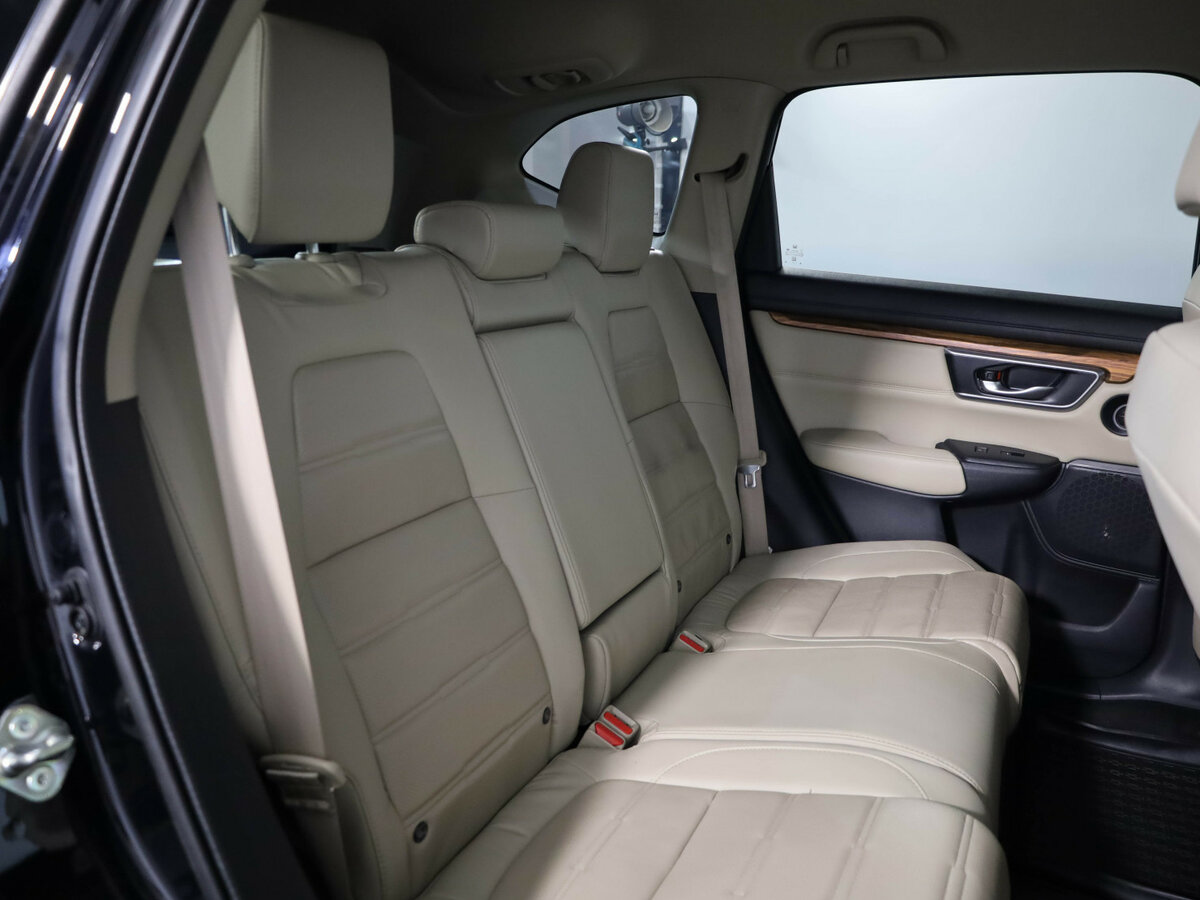 Honda CR-V с пробегом — 2018 год. Фото: #13