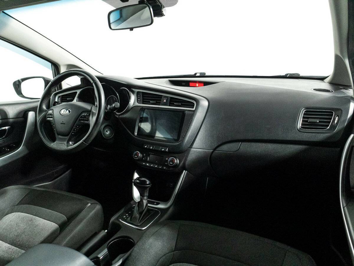 Kia Ceed с пробегом — 2017 год. Фото: #8
